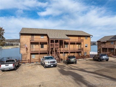 $5,000 SELLERS CONCESSIONS OFFERED PLUS A ONE YEAR HOME WARRANTY on Lake Valley Country Club in Missouri - for sale on GolfHomes.com, golf home, golf lot