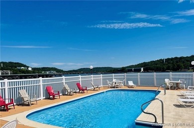 $5,000 SELLERS CONCESSIONS OFFERED PLUS A ONE YEAR HOME WARRANTY on Lake Valley Country Club in Missouri - for sale on GolfHomes.com, golf home, golf lot