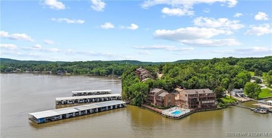 $5,000 SELLERS CONCESSIONS OFFERED PLUS A ONE YEAR HOME WARRANTY on Lake Valley Country Club in Missouri - for sale on GolfHomes.com, golf home, golf lot