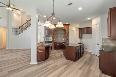 UPDATED WATERVIEW GOLF COURSE HOME! NEW LVP FLOORING, NEW CARPET on Jim Boggs in Texas - for sale on GolfHomes.com, golf home, golf lot