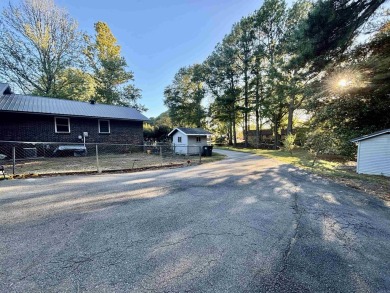 Ready to have the convenience of a golf course right next door? on Bald Knob Country Club in Arkansas - for sale on GolfHomes.com, golf home, golf lot