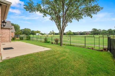 Welcome to this stunning 3-bedroom, 2-bathroom home backing up on Oakmont Country Club in Texas - for sale on GolfHomes.com, golf home, golf lot