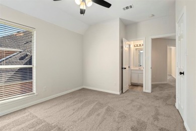 UPDATED WATERVIEW GOLF COURSE HOME! NEW LVP FLOORING, NEW CARPET on Jim Boggs in Texas - for sale on GolfHomes.com, golf home, golf lot