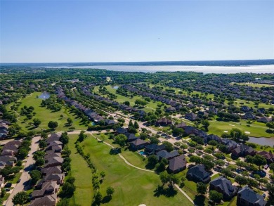 UPDATED WATERVIEW GOLF COURSE HOME! NEW LVP FLOORING, NEW CARPET on Jim Boggs in Texas - for sale on GolfHomes.com, golf home, golf lot