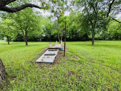 Step into this beautifully painted 2 bedroom, 1 bath rock on Gatesville Country Club in Texas - for sale on GolfHomes.com, golf home, golf lot