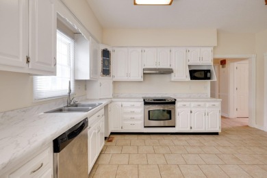 Beautiful home in sought after neighborhood in Hixson TN!
 on Valleybrook Golf and Country Club in Tennessee - for sale on GolfHomes.com, golf home, golf lot