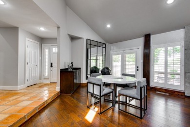LOW MAINTENANCE BEAUTY ON THE BOULEVARD! STUNNING MODERN on Green Tree Country Club in Texas - for sale on GolfHomes.com, golf home, golf lot