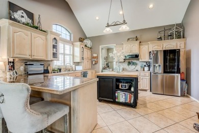 Spacious 6-Bedroom, 3-Bath Home in Fairway Addition. 

This on Perry Golf and Country Club in Oklahoma - for sale on GolfHomes.com, golf home, golf lot