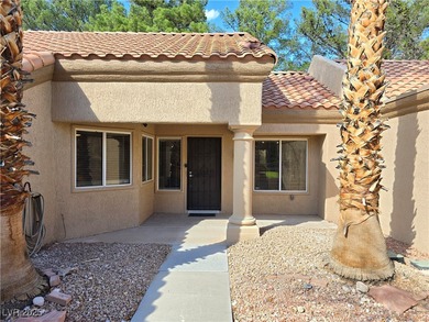 Completely remodeled townhouse in Sun City Summerlin! This 2-bed on Highland Falls Golf Club in Nevada - for sale on GolfHomes.com, golf home, golf lot