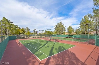 Completely remodeled townhouse in Sun City Summerlin! This 2-bed on Highland Falls Golf Club in Nevada - for sale on GolfHomes.com, golf home, golf lot