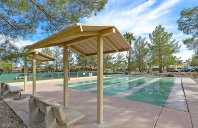 Completely remodeled townhouse in Sun City Summerlin! This 2-bed on Highland Falls Golf Club in Nevada - for sale on GolfHomes.com, golf home, golf lot