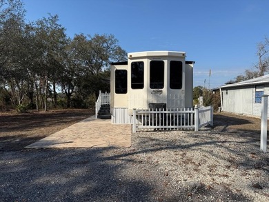 SNOWBIRDS AND HOMEOWNERS WELCOME!!!! It is a Deeded Lot; YOU OWN on Glen Lakes Country Club in Florida - for sale on GolfHomes.com, golf home, golf lot
