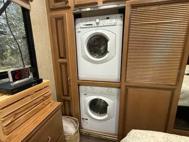 SNOWBIRDS AND HOMEOWNERS WELCOME!!!! It is a Deeded Lot; YOU OWN on Glen Lakes Country Club in Florida - for sale on GolfHomes.com, golf home, golf lot