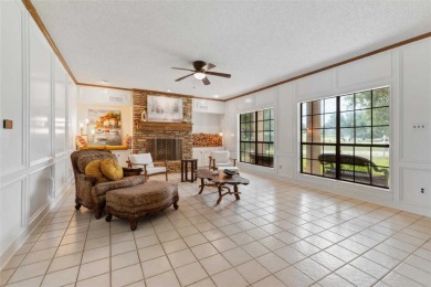 Lovely 3-bedroom, 2-bath home is perfectly positioned on a on Yaupon Golf Course Lakeway in Texas - for sale on GolfHomes.com, golf home, golf lot