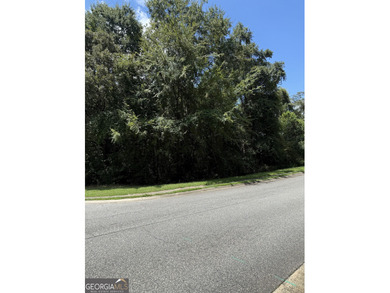 A beauty of a lot in a gated community-complete with a gorgeous on Oakview Golf and Country Club in Georgia - for sale on GolfHomes.com, golf home, golf lot