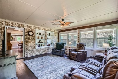 Spacious, updated home in Frisco Lakes. These original owners on Frisco Lakes Golf Course in Texas - for sale on GolfHomes.com, golf home, golf lot