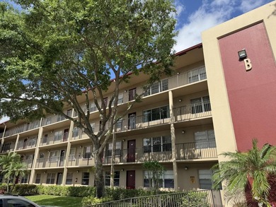 Step into this totally renovated 1-bedroom, 1-bathroom condo and on Flamingo Lakes Country Club in Florida - for sale on GolfHomes.com, golf home, golf lot