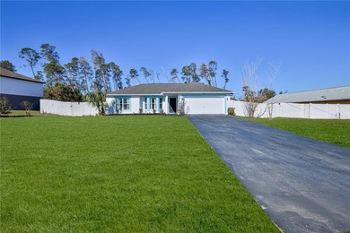 Beautiful 4 bedroom 2 bathroom Maronda home *Chapel Hill floor on Oak Hills Country Club in Florida - for sale on GolfHomes.com, golf home, golf lot