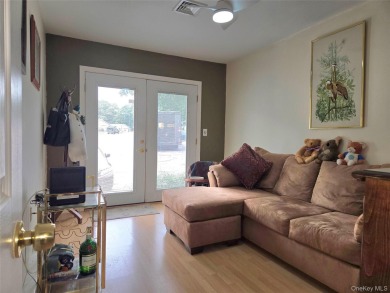 Well cared for 2 bedroom condo located on a quiet court in the on Leisure Village Golf Course in New York - for sale on GolfHomes.com, golf home, golf lot