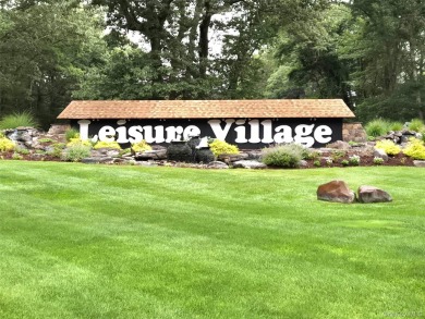 Well cared for 2 bedroom condo located on a quiet court in the on Leisure Village Golf Course in New York - for sale on GolfHomes.com, golf home, golf lot