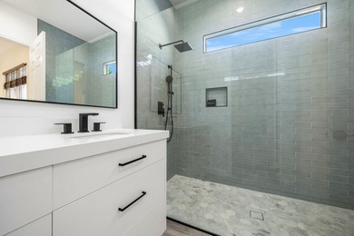 Welcome to this beautiful move-in ready home located on the 8th on The Quarry at La Quinta in California - for sale on GolfHomes.com, golf home, golf lot