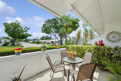 Welcome Home!  This spacious, beautifully updated Philodendron on Mainlands Golf Club in Florida - for sale on GolfHomes.com, golf home, golf lot