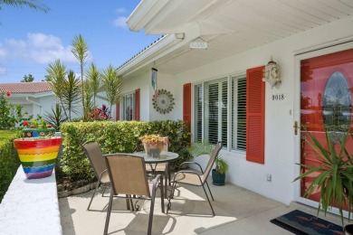 Welcome Home!  This spacious, beautifully updated Philodendron on Mainlands Golf Club in Florida - for sale on GolfHomes.com, golf home, golf lot