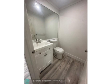 Sought after corner 1/1.5 villa on canal. Your new home features on Kings Point Golf -Flanders Way in Florida - for sale on GolfHomes.com, golf home, golf lot