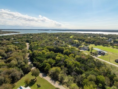 Beautiful lot located in a lively area of White Bluff near the on White Bluff Resort - Old Course in Texas - for sale on GolfHomes.com, golf home, golf lot