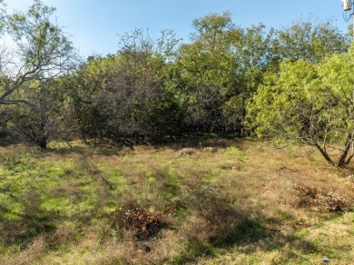 Beautiful lot located in a lively area of White Bluff near the on White Bluff Resort - Old Course in Texas - for sale on GolfHomes.com, golf home, golf lot