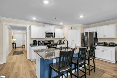 Brought to you by Ross Bryson with Century 21 Blackwell. Welcome on Lakeview Golf Course in South Carolina - for sale on GolfHomes.com, golf home, golf lot