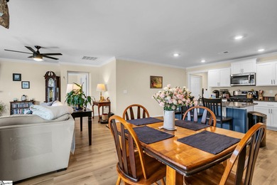 Brought to you by Ross Bryson with Century 21 Blackwell. Welcome on Lakeview Golf Course in South Carolina - for sale on GolfHomes.com, golf home, golf lot