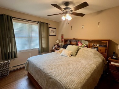 Lovely Cambridge in the wonderful 55 plus community, Leisure on Leisure Village Golf Course in New York - for sale on GolfHomes.com, golf home, golf lot