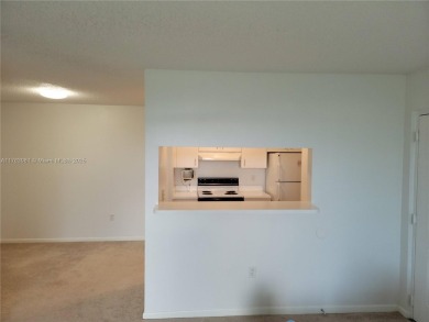 AMAZING APARTMENT LAKE VIEW ONE BEDROOM, ONE BATHROOM THE BEST on Bear Lakes Country Club in Florida - for sale on GolfHomes.com, golf home, golf lot