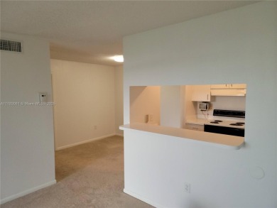 AMAZING APARTMENT LAKE VIEW ONE BEDROOM, ONE BATHROOM THE BEST on Bear Lakes Country Club in Florida - for sale on GolfHomes.com, golf home, golf lot