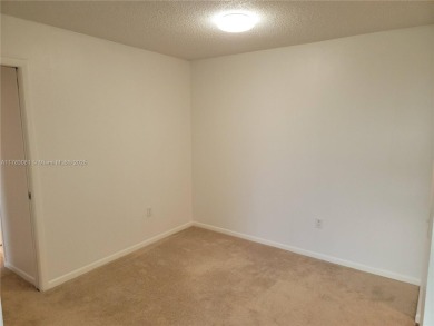AMAZING APARTMENT LAKE VIEW ONE BEDROOM, ONE BATHROOM THE BEST on Bear Lakes Country Club in Florida - for sale on GolfHomes.com, golf home, golf lot