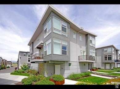 The Rooftops at 78 Hundred is a refreshingly modern take on the on Murray Parkway Golf Course in Utah - for sale on GolfHomes.com, golf home, golf lot