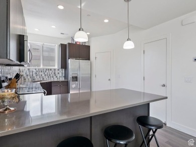The Rooftops at 78 Hundred is a refreshingly modern take on the on Murray Parkway Golf Course in Utah - for sale on GolfHomes.com, golf home, golf lot