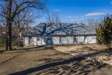 Charming home in well-kept Neighborhood with a Community Dock on Sycamore Creek Golf Club in Missouri - for sale on GolfHomes.com, golf home, golf lot