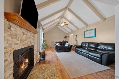 Charming home in well-kept Neighborhood with a Community Dock on Sycamore Creek Golf Club in Missouri - for sale on GolfHomes.com, golf home, golf lot