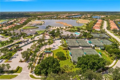 Welcome to thiS 2 bedroom, 2 bathroom plus den condo in the on Colonial Country Club in Florida - for sale on GolfHomes.com, golf home, golf lot