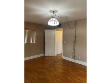 Welcome to 1811 Bedford Lane, Unit 162, a delightful 1-bedroom on Kings Point Executive Golf Course in Florida - for sale on GolfHomes.com, golf home, golf lot