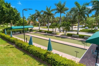 Welcome to thiS 2 bedroom, 2 bathroom plus den condo in the on Colonial Country Club in Florida - for sale on GolfHomes.com, golf home, golf lot