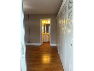 Welcome to 1811 Bedford Lane, Unit 162, a delightful 1-bedroom on Kings Point Executive Golf Course in Florida - for sale on GolfHomes.com, golf home, golf lot