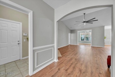 Beautifully maintained 3 Bedroom, 2 Bath home located in the on Barrington Hall Golf Course in Georgia - for sale on GolfHomes.com, golf home, golf lot