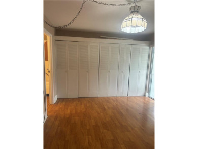Welcome to 1811 Bedford Lane, Unit 162, a delightful 1-bedroom on Kings Point Executive Golf Course in Florida - for sale on GolfHomes.com, golf home, golf lot