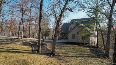 Welcome to this stunning, well maintained custom-built home on Bayview Golf Course in Missouri - for sale on GolfHomes.com, golf home, golf lot