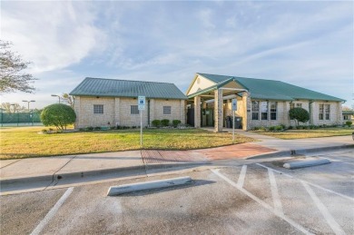 Stunning 5-Bedroom Home with Modern Amenities in Woodway, TX on Twin Rivers Golf Club in Texas - for sale on GolfHomes.com, golf home, golf lot