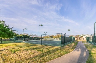 Stunning 5-Bedroom Home with Modern Amenities in Woodway, TX on Twin Rivers Golf Club in Texas - for sale on GolfHomes.com, golf home, golf lot