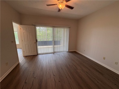 Top Floor End Unit with Lake Views. Totally remodeled and move on Keowee Key Golf and Country Club in South Carolina - for sale on GolfHomes.com, golf home, golf lot